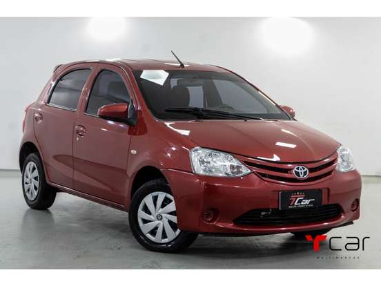 TOYOTA-ETIOS-1.3 X 16V FLEX 4P MANUAL TOYOTA-ETIOS-2014