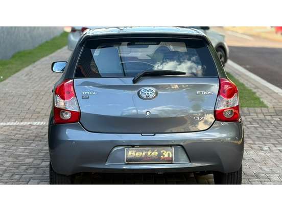 TOYOTA-ETIOS-1.3 XS 16V FLEX 4P MANUAL TOYOTA-ETIOS-2013