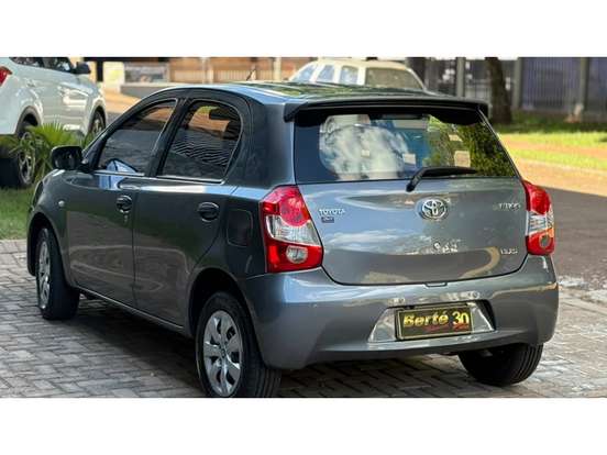 TOYOTA-ETIOS-1.3 XS 16V FLEX 4P MANUAL TOYOTA-ETIOS-2013