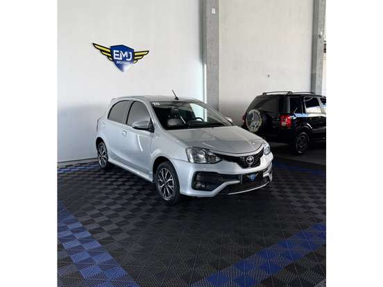 TOYOTA-ETIOS-2017