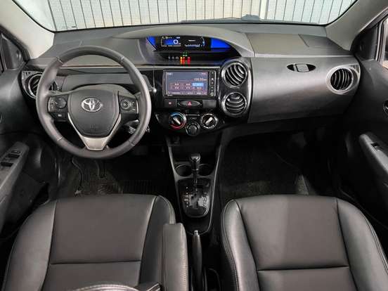 TOYOTA-ETIOS-1.5 XLS 16V FLEX 4P AUTOMÁTICO TOYOTA-ETIOS-2017