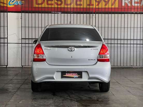 TOYOTA-ETIOS-1.5 XLS 16V FLEX 4P AUTOMÁTICO TOYOTA-ETIOS-2017
