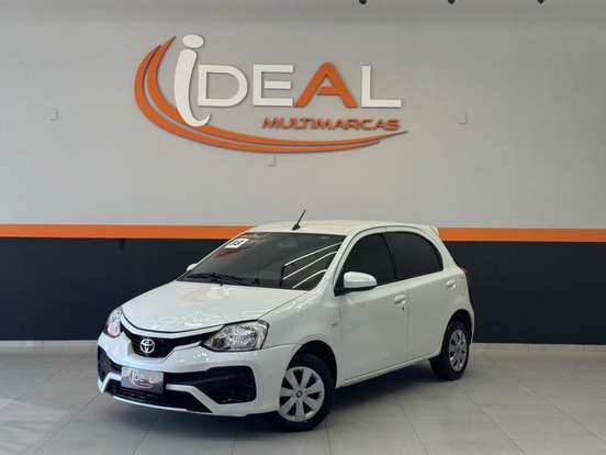 TOYOTA-ETIOS-2017