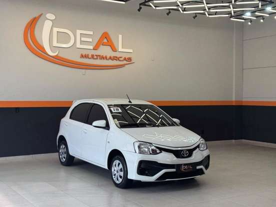 TOYOTA-ETIOS-2017