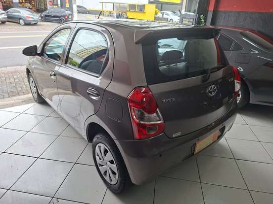 TOYOTA-ETIOS-1.5 XS 16V FLEX 4P MANUAL TOYOTA-ETIOS-2016