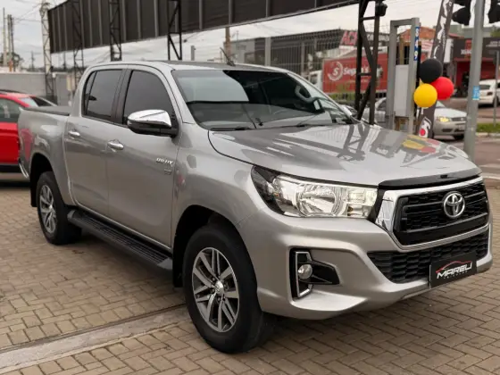 TOYOTA HILUX 2.7 SR 4X2 CD 16V FLEX 4P AUTOMÁTICO