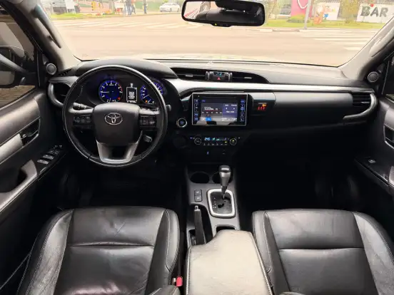 TOYOTA-HILUX-2.7 SR 4X2 CD 16V FLEX 4P AUTOMÁTICO TOYOTA-HILUX-2019
