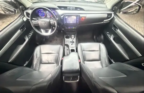 TOYOTA-HILUX-2.8 SRV 4X4 CD 16V DIESEL 4P AUTOMÁTICO TOYOTA-HILUX-2018