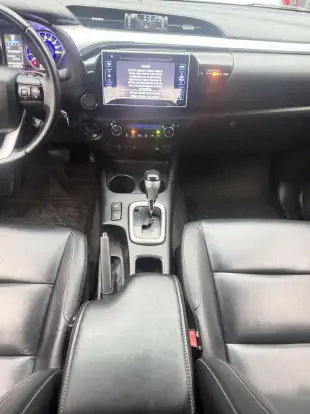 TOYOTA-HILUX-2018