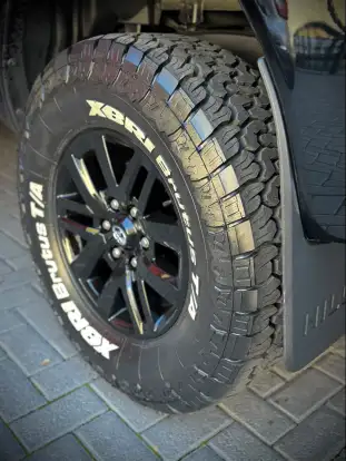 TOYOTA-HILUX-2018