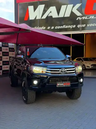 TOYOTA-HILUX-2018