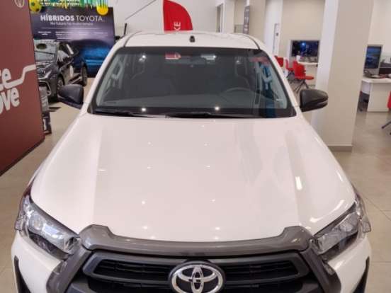 TOYOTA-HILUX-2.8 D-4D TURBO DIESEL CD POWER PACK 4X4 AUTOMÁTICO TOYOTA-HILUX-2025