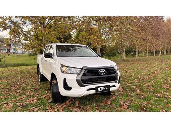 TOYOTA-HILUX-2.8 D-4D TURBO DIESEL CD POWER PACK 4X4 MANUAL TOYOTA-HILUX-2024