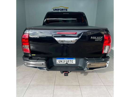 TOYOTA-HILUX-2.8 D-4D TURBO DIESEL CD SRV 4X4 AUTOMÁTICO TOYOTA-HILUX-2021
