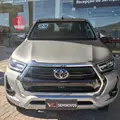 TOYOTA HILUX 2.8 D-4D TURBO DIESEL CD SRX 4X4 AUTOMÁTICO TOYOTA HILUX 2.8 D-4D TURBO DIESEL CD SRX 4X4 AUTOMÁTICO