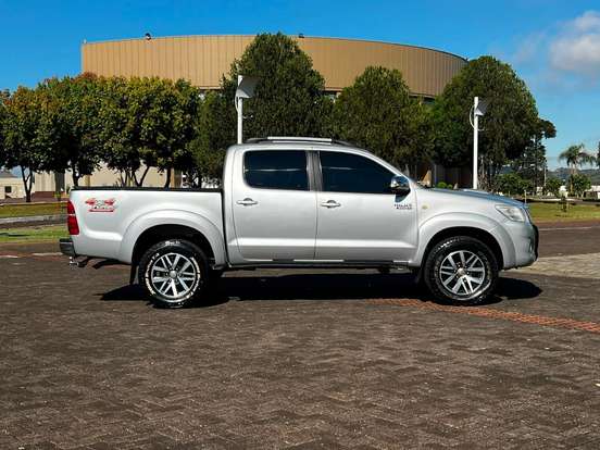 TOYOTA-HILUX-3.0 STD 4X4 CD 16V TURBO INTERCOOLER DIESEL 4P MANUAL TOYOTA-HILUX-2012