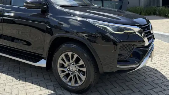 TOYOTA-HILUX SW4-2021