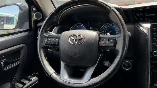 TOYOTA-HILUX SW4-2021