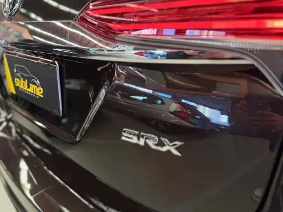 TOYOTA-HILUX SW4-2.8 SRX 4X4 7 LUGARES 16V TURBO INTERCOOLER DIESEL 4P AUTOMÁTICO TOYOTA-HILUX SW4-2019