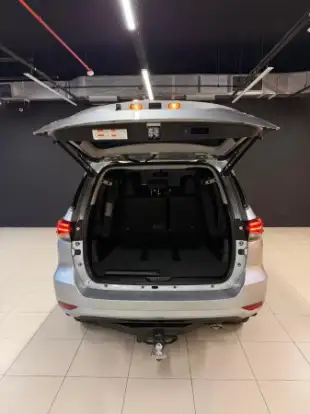 TOYOTA-HILUX SW4-2019