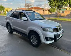 TOYOTA HILUX SW4 2.7 SR 4X2 16V FLEX 4P AUTOMÁTICO TOYOTA HILUX SW4 2.7 SR 4X2 16V FLEX 4P AUTOMÁTICO