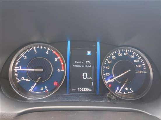 TOYOTA-HILUX SW4-2023