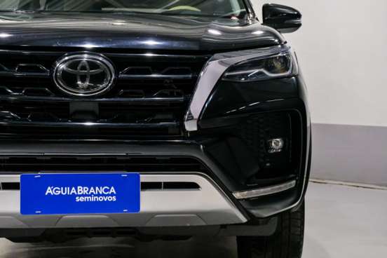 TOYOTA-HILUX SW4-2021