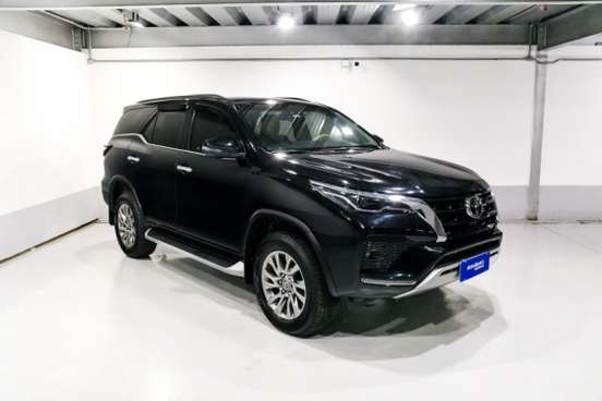 TOYOTA-HILUX SW4-2021