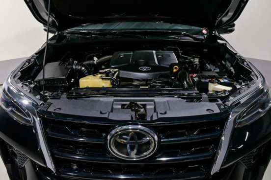 TOYOTA-HILUX SW4-2021