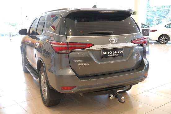 TOYOTA-HILUX SW4-2.8 D-4D TURBO DIESEL SRX 7L 4X4 AUTOMÁTICO TOYOTA-HILUX SW4-2022