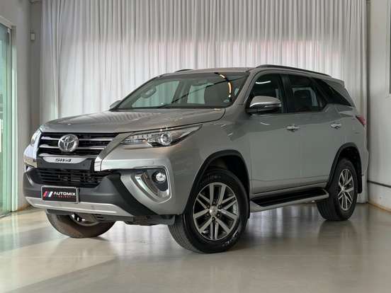TOYOTA-HILUX SW4-2.8 SRX 4X4 16V TURBO INTERCOOLER DIESEL 4P AUTOMÁTICO TOYOTA-HILUX SW4-2018