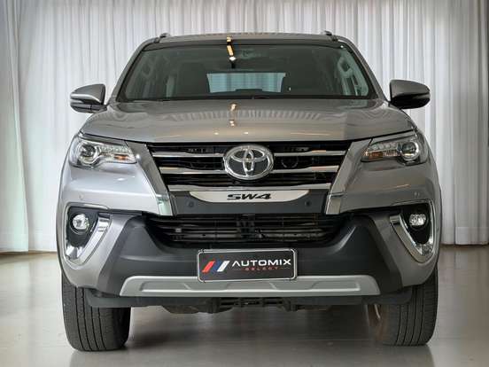 TOYOTA-HILUX SW4-2.8 SRX 4X4 16V TURBO INTERCOOLER DIESEL 4P AUTOMÁTICO TOYOTA-HILUX SW4-2018