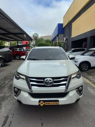 TOYOTA-HILUX SW4-2016