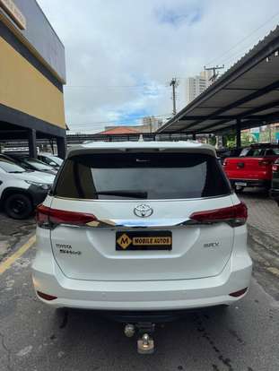 TOYOTA-HILUX SW4-2016