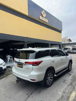 TOYOTA-HILUX SW4-2016