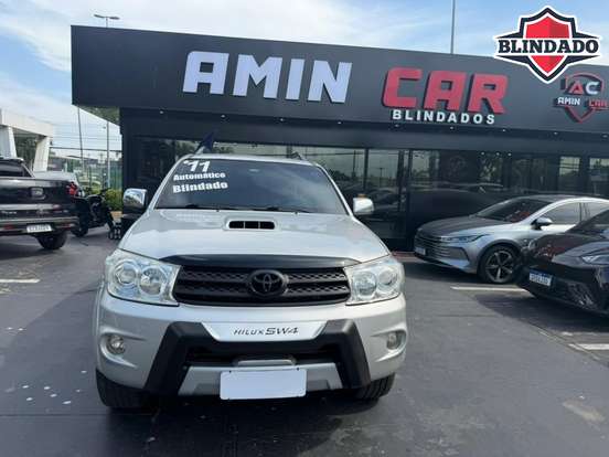 TOYOTA-HILUX SW4-2010