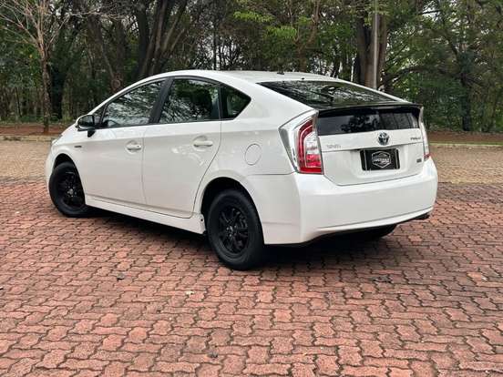 TOYOTA-PRIUS-1.8 16V HÍBRIDO 4P AUTOMÁTICO TOYOTA-PRIUS-2015