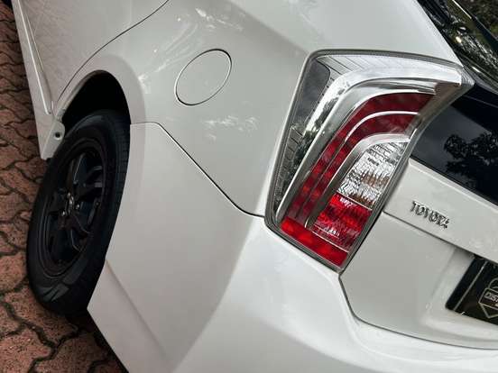 TOYOTA-PRIUS-1.8 16V HÍBRIDO 4P AUTOMÁTICO TOYOTA-PRIUS-2015