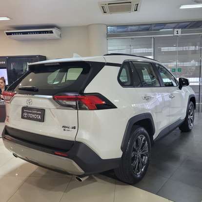 TOYOTA-RAV4-2025