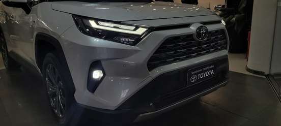 TOYOTA-RAV4-2025