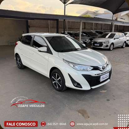 TOYOTA-YARIS-2019