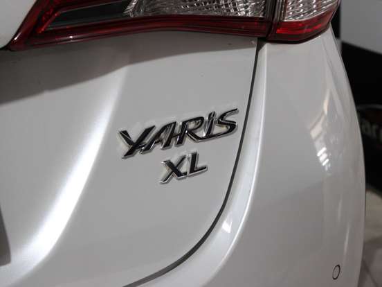 TOYOTA-YARIS-2020