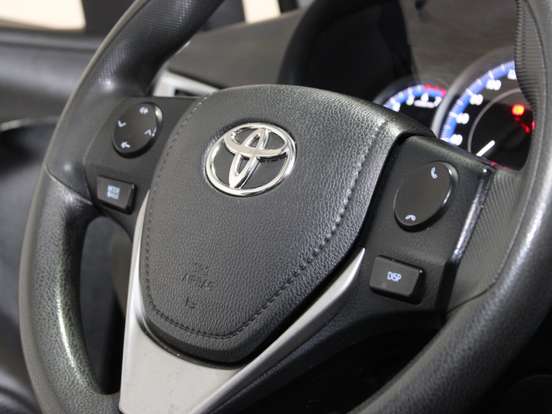 TOYOTA-YARIS-2020