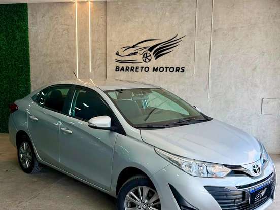 TOYOTA-YARIS-2020