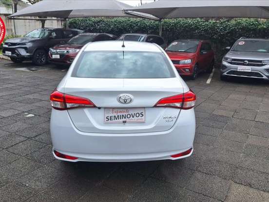 TOYOTA-YARIS-1.5 16V FLEX SEDAN XLS CONNECT MULTIDRIVE TOYOTA-YARIS-2023