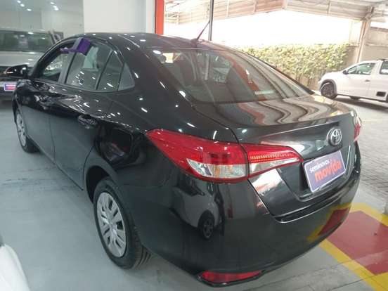TOYOTA-YARIS-2024