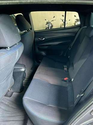 TOYOTA-YARIS-2021