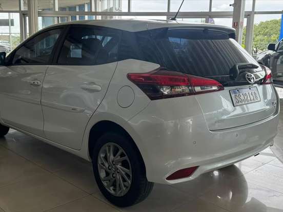 TOYOTA-YARIS-1.5 16V FLEX XLS MULTIDRIVE TOYOTA-YARIS-2024