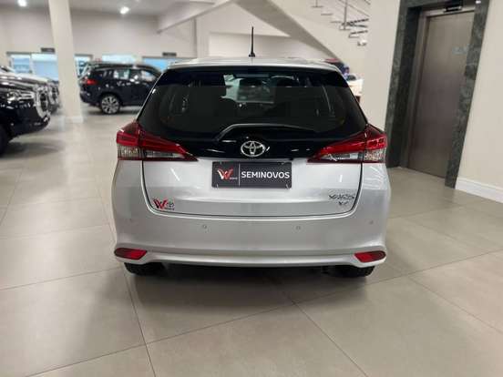 TOYOTA-YARIS-1.5 16V FLEX XS MULTIDRIVE TOYOTA-YARIS-2024