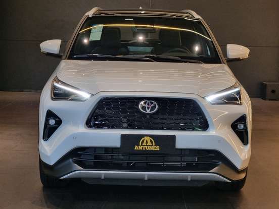 TOYOTA-YARIS CROSS-2026